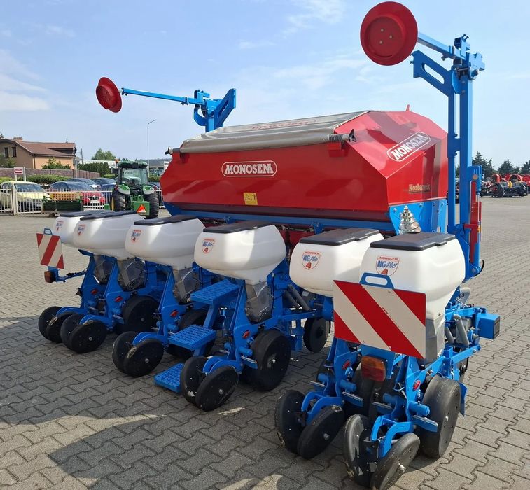 Monosem NG Plus 4  Siewnik punktowy MONOSEM NG PLUS 4, 6-rz., podsiewacz nawozów 1500 l