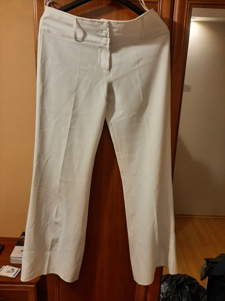 Białe szerokie spodnie ( FOX'A)
