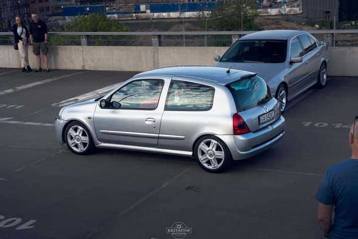 Renault Clio Sport 2.0 16V