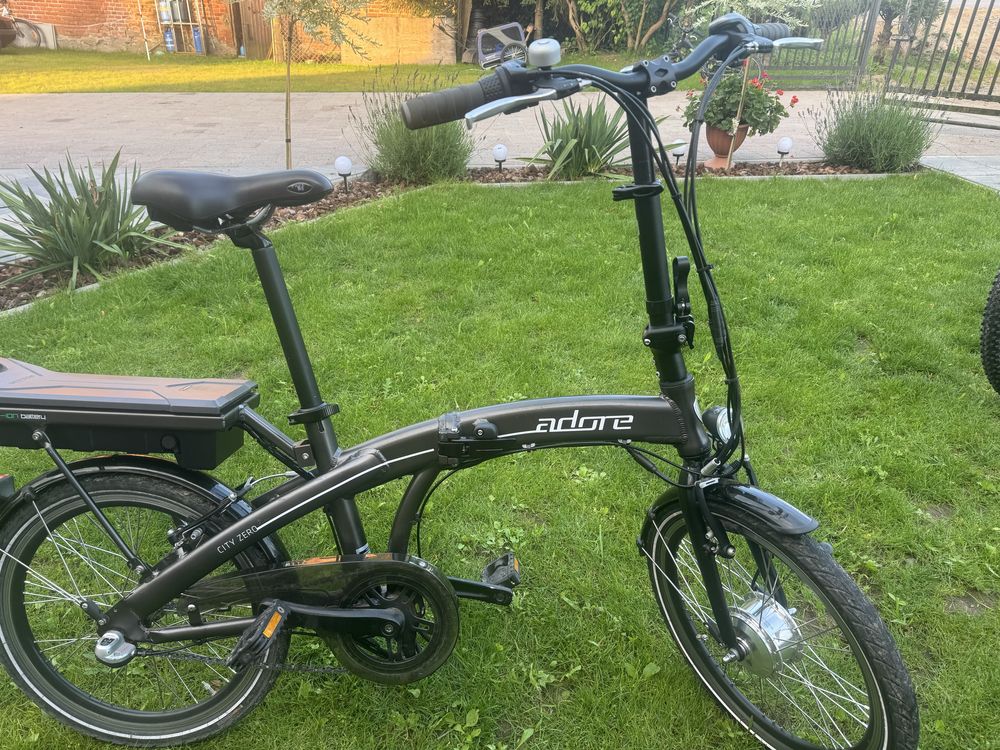 Niemiecki rower  elektryczny skladak  20” adore