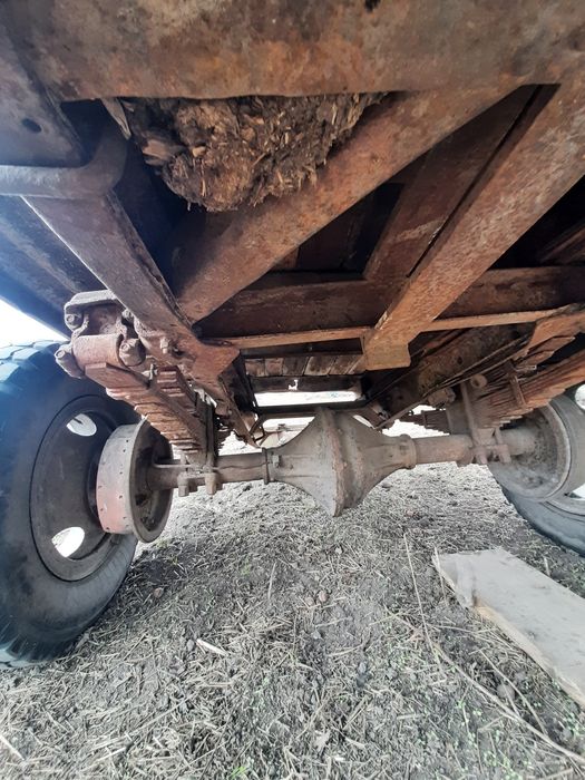 Причіп одноосний до трактора