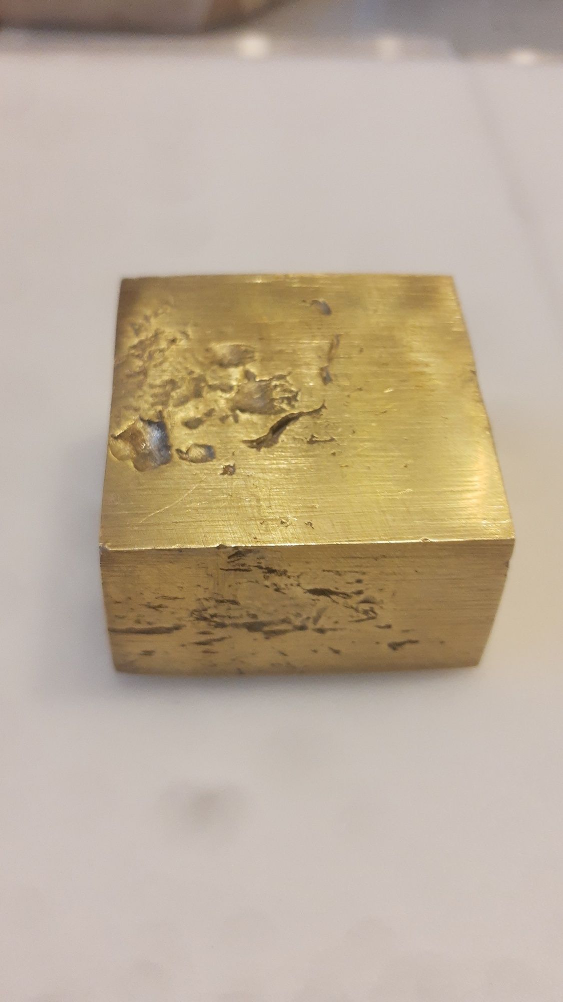 Mosiądz , sztabka o wadze 1206gram