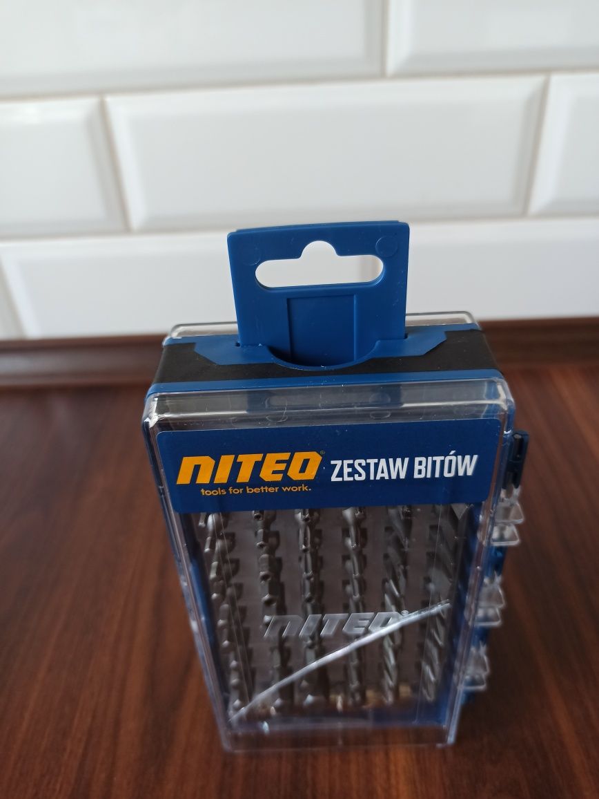 ZESTAW BITÓW NITEO 75 elementów Bity narzędzia nowe solidne

Produkt p