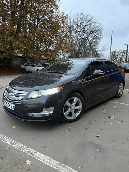 Продам Chevrolet Volt Шевроле вольт 2015 в гарному стані