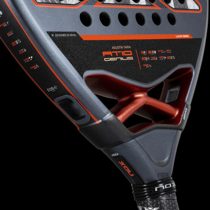 Raquete de Padel NOX At10 Genius 18K Alum 2025 Por Agustin Tapia