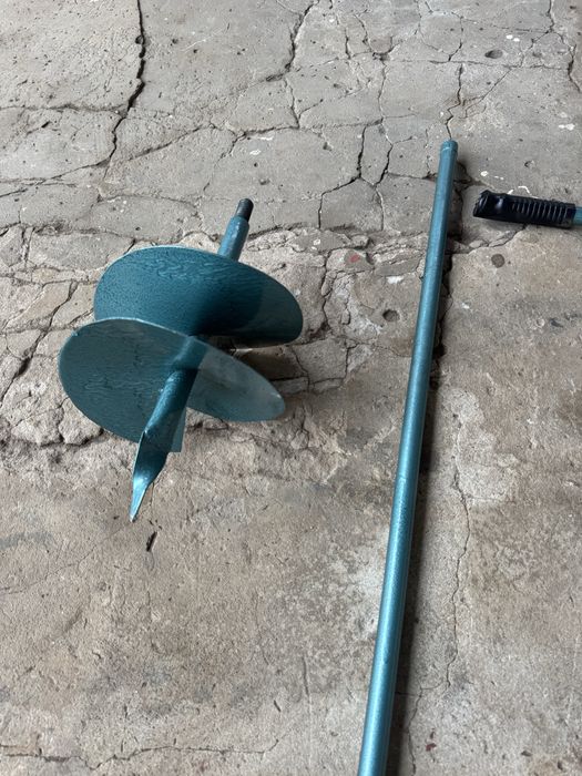 Бур садовый ручной шнековый  для сад огорода , земли