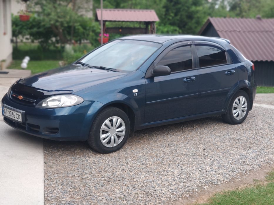 Продається  Шевроле лачетті 1.6 бензин