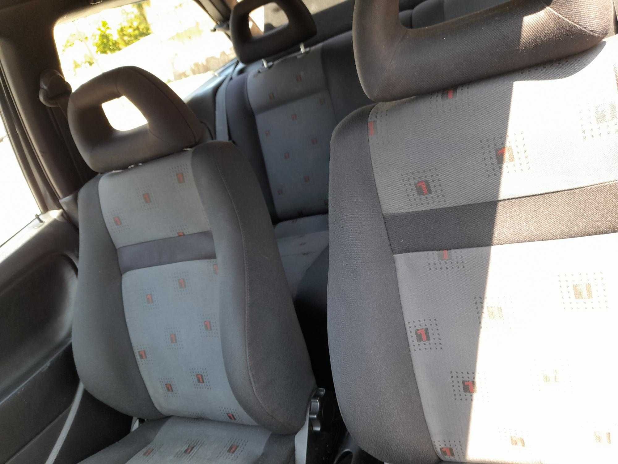 Seat Ibiza 1.9 TDI Sport  (5 lugares)
