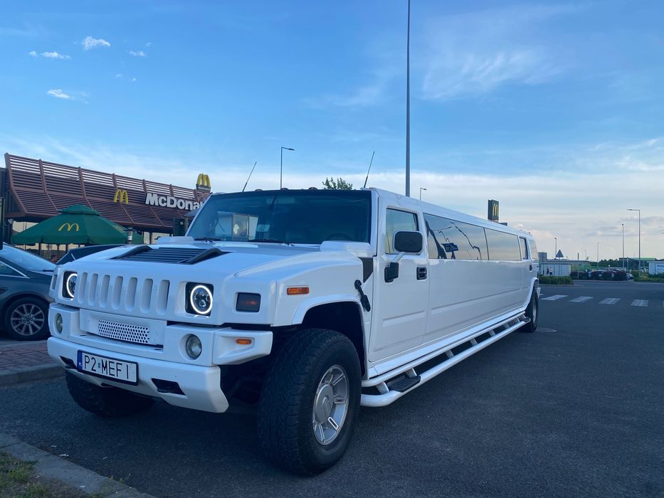 Limuzyny na wynajem: Hummer, Lincoln, Tesla X – imprezy i wesela