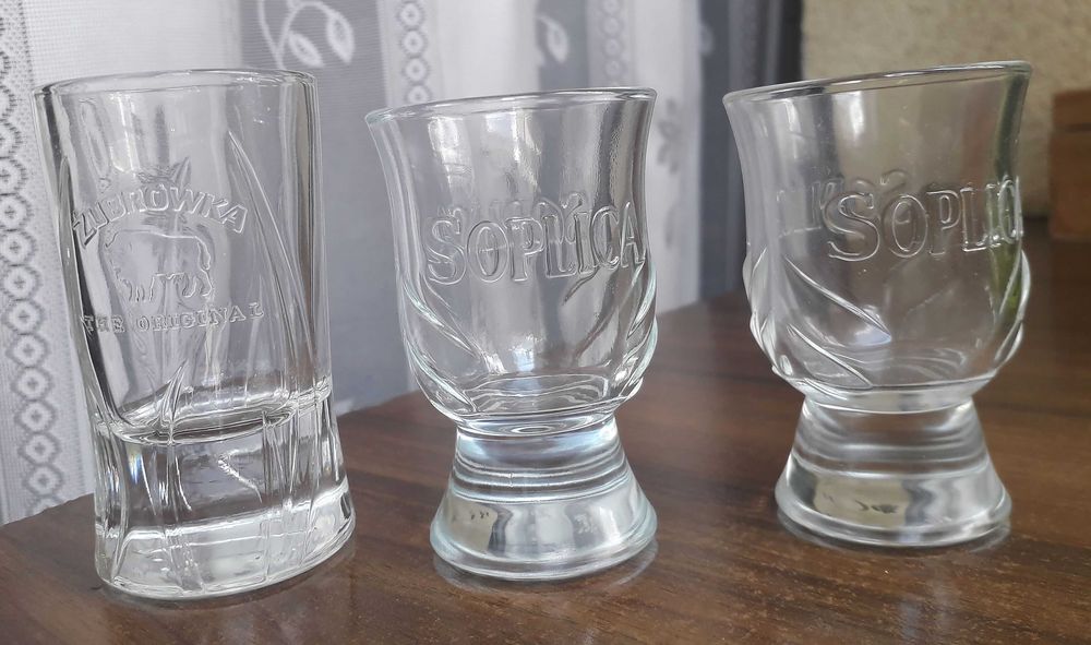 Kieliszki Soplica, Żubrówka