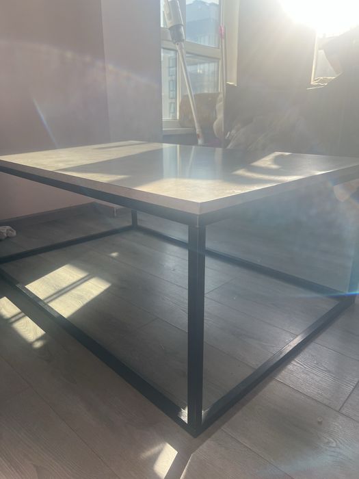 Стіл кавовий юск