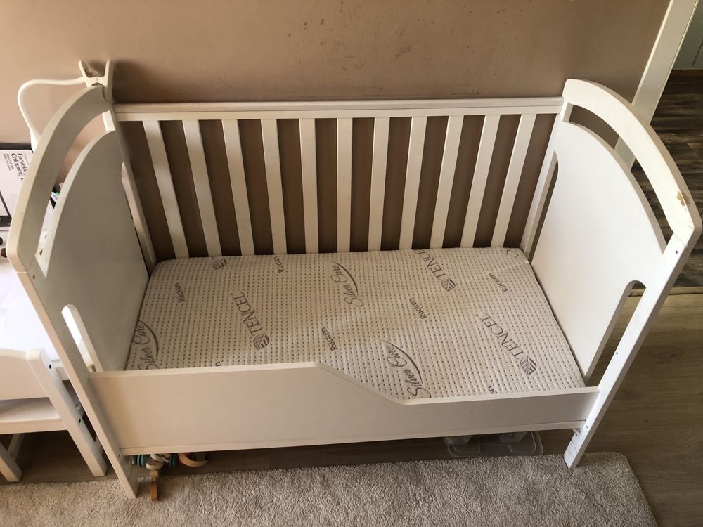 Łóżeczko niemowlęce 120x60cm z materacem Rucken