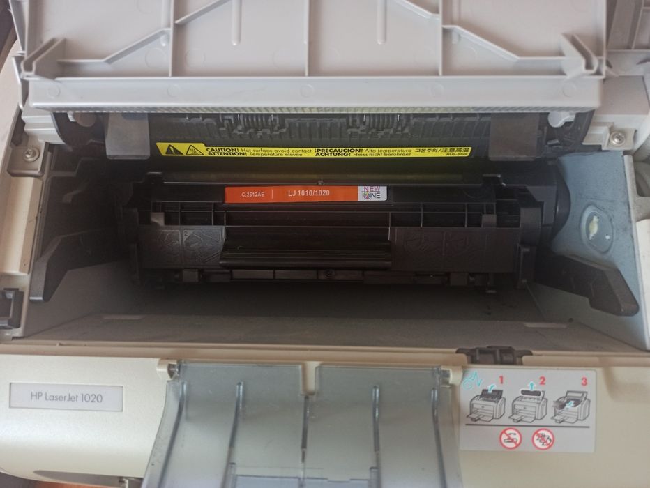 принтер HP LaserJet 1020