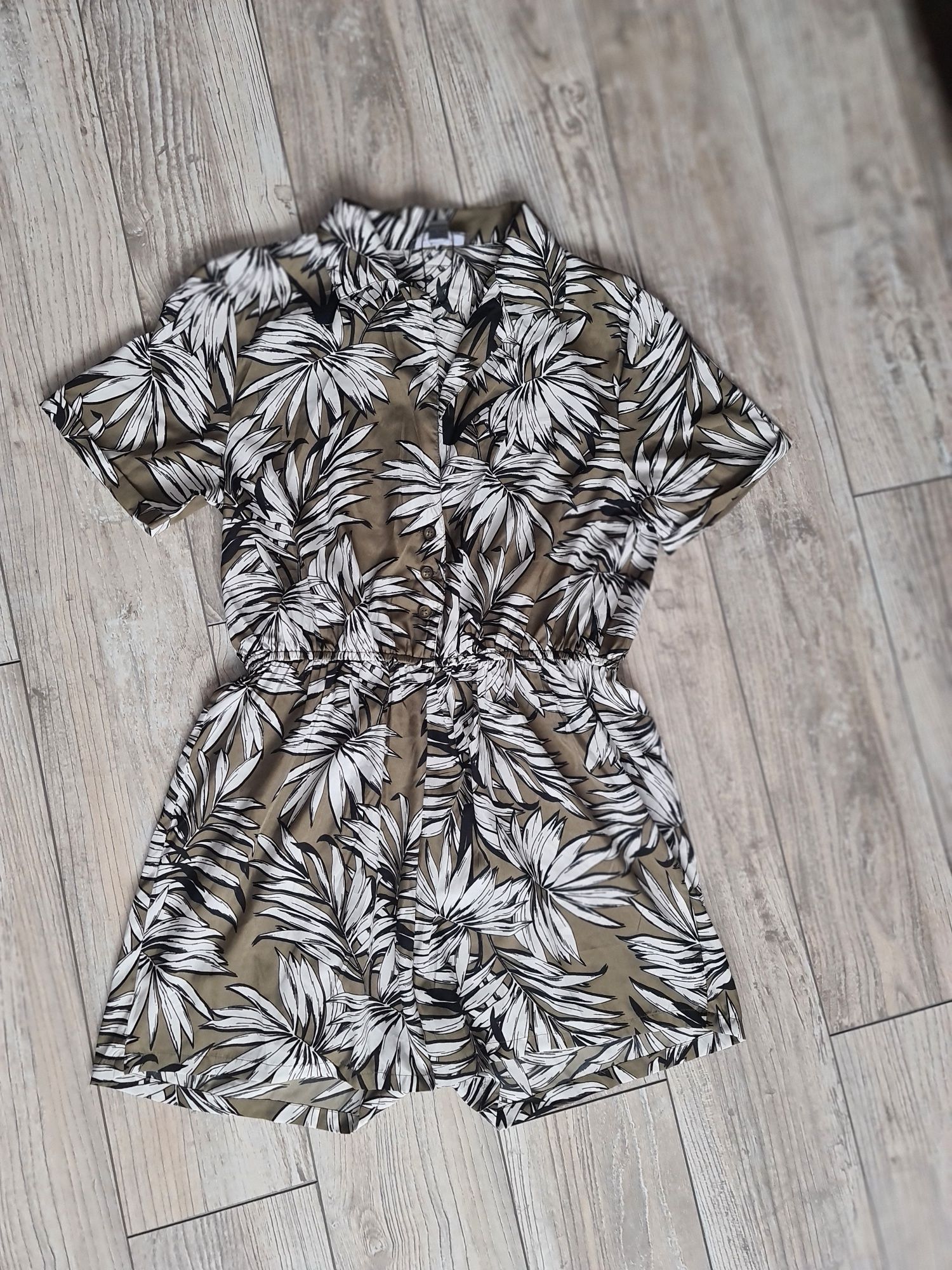Letni kombinezon spodenki Primark r. 40 jak nowe