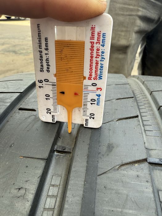 Good year EAGLE F1 305/30/R21