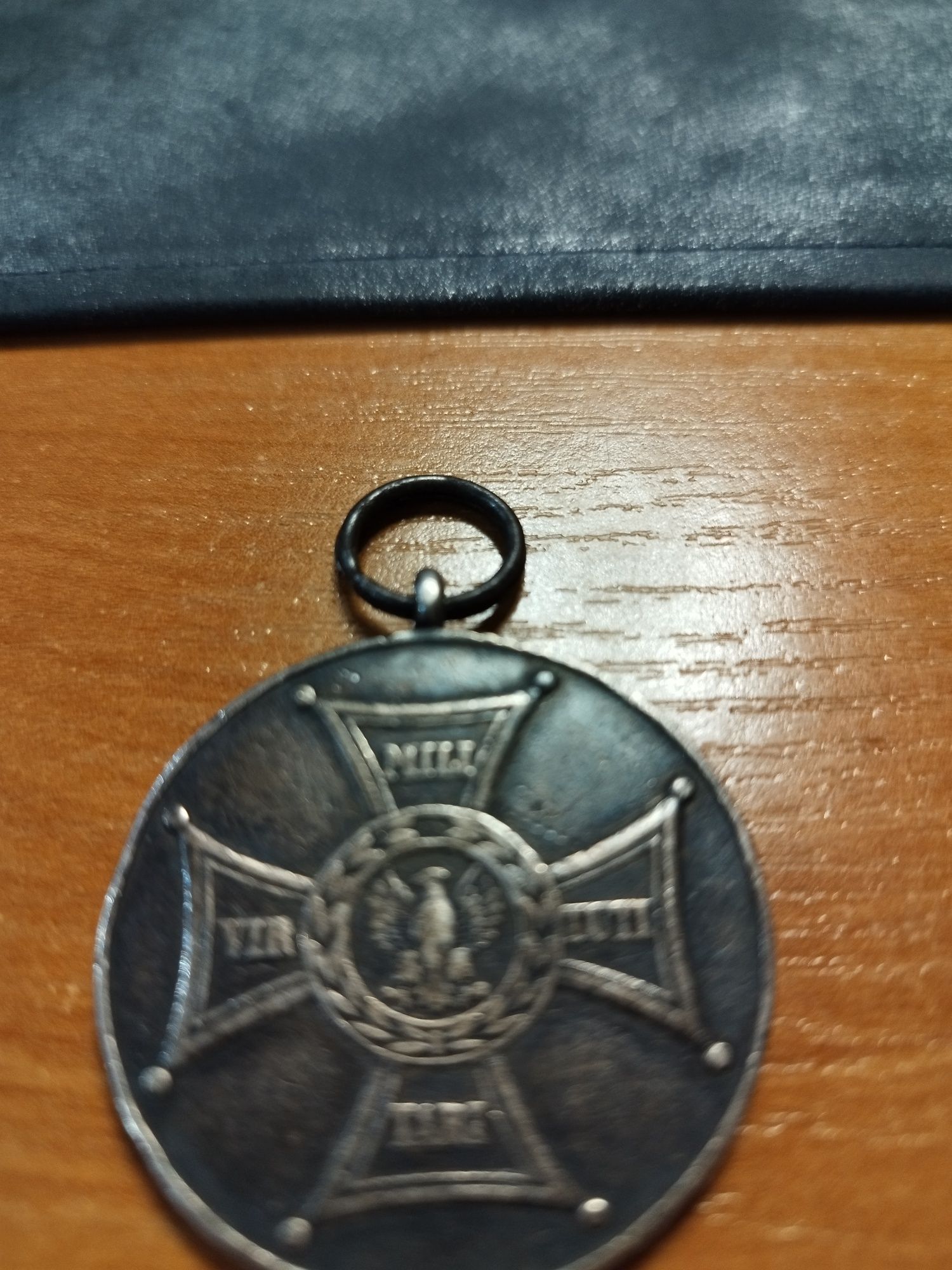 Medal zasłużonym na polu chwały z roku 1944