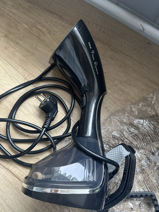 Parownica do ubrań BEKO STM4116B