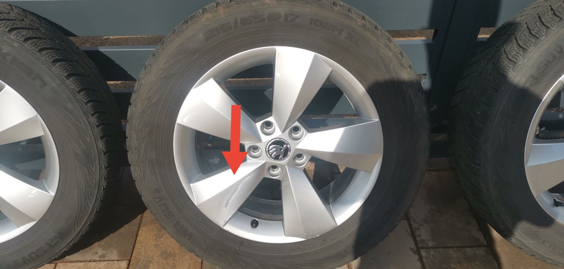 Felgi aluminiowe Nanuq 17" Skoda 6,5Jx17H2 ET38+Opony  Nokian WR SUV