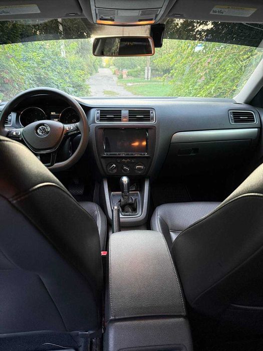 Volkswagen Jetta 1.4 TSI