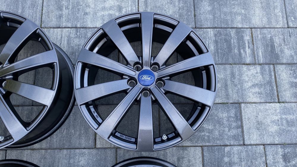 Felgi aluminiowe OXXO do Ford Mondeo 5x108 18 cali Focus S-Max Kuga