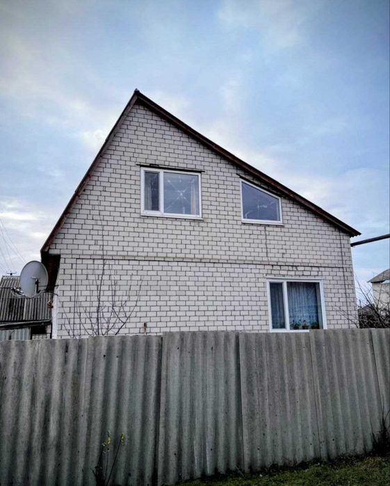 Продам 2 этажный дом 120метров, г. Мерефа, центр SM