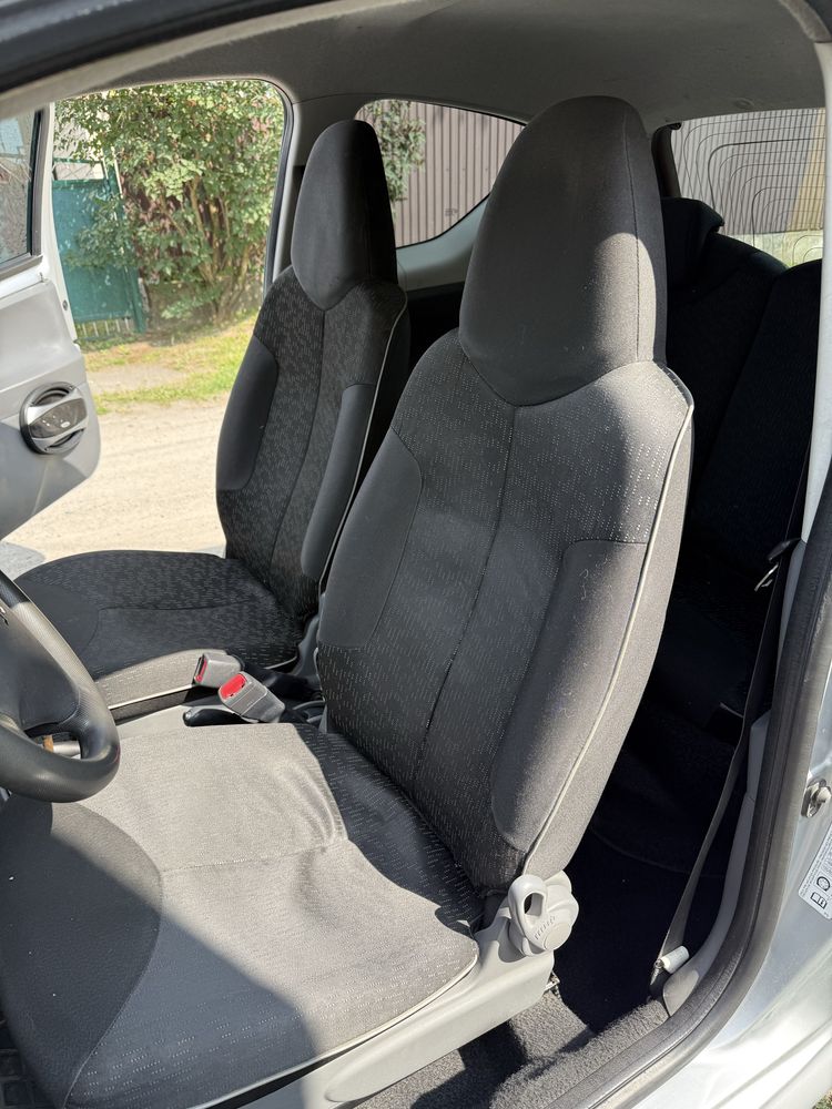 Peugeot 107 2012 року