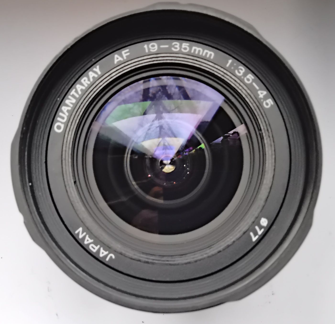Продаю зум обьектив "Quantaray EF 19-35/3,5-4,5 AF