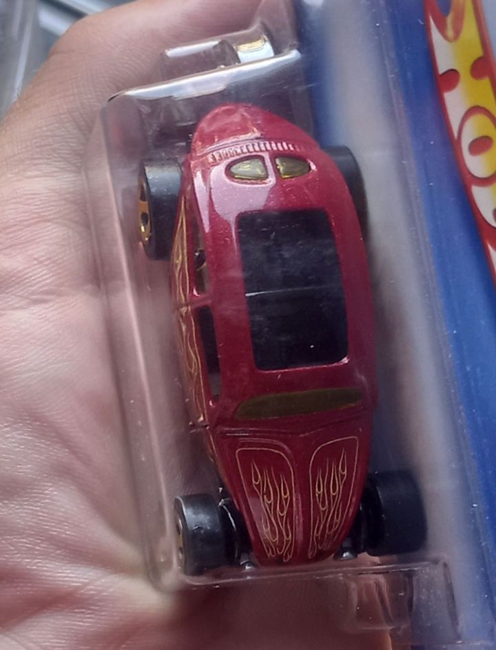 Custom volkswagen Beetle hot wheels