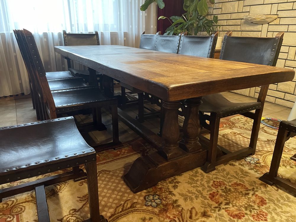 Drewniany stół z krzesłami firmy Ludwik Styl