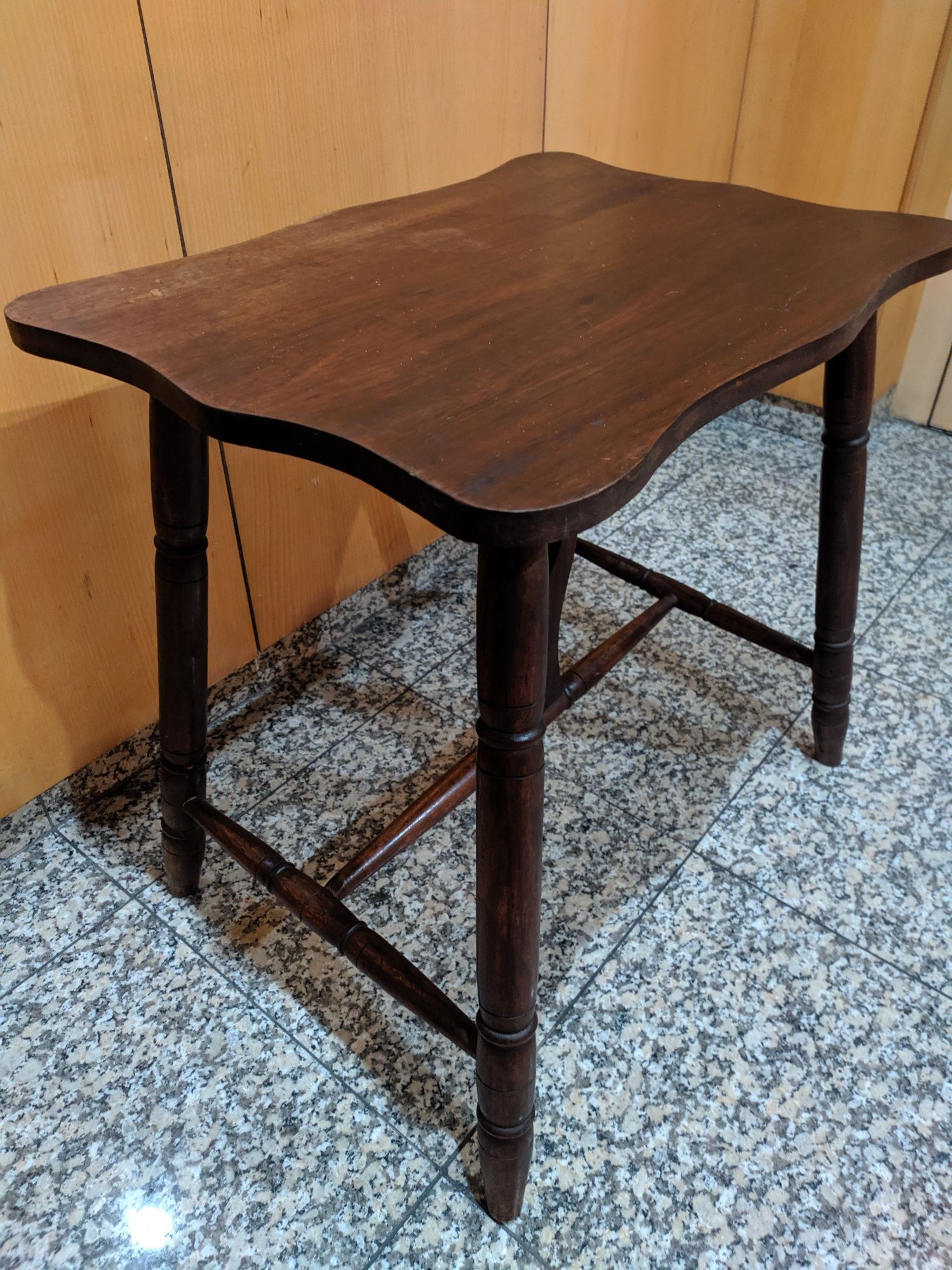 Conjunto Mesa e Banco Madeira Maciça Antiguidade