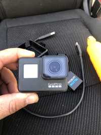 Екшн-камеру GoPro HERO7 Black