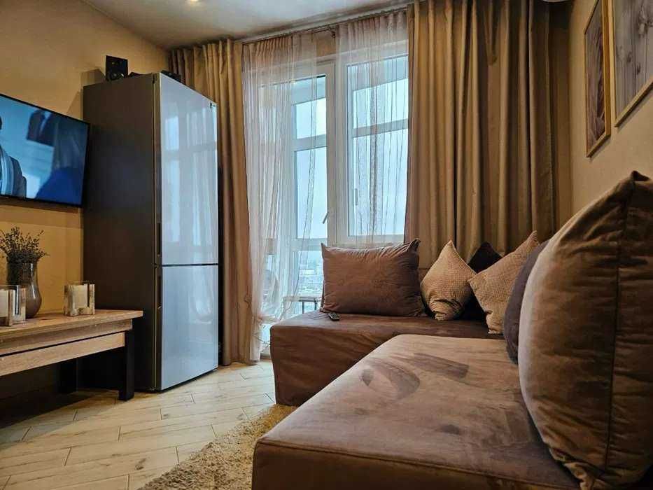 Оренда 1-к квартири по вул. Райдужна, в ЖК "IL Patio"