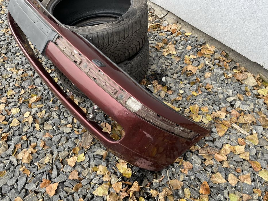 Передній Бампер БМВ е39 Дорестайл Передний Бампер BMW e39 Дорест Шрот