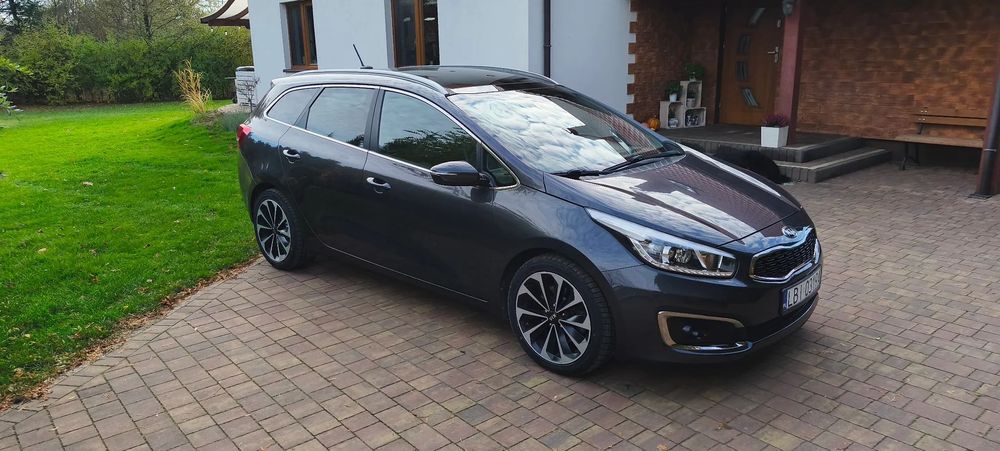 Kia Ceed 136 KM  Skóra, Panorama - Doinwestowany   LIFT