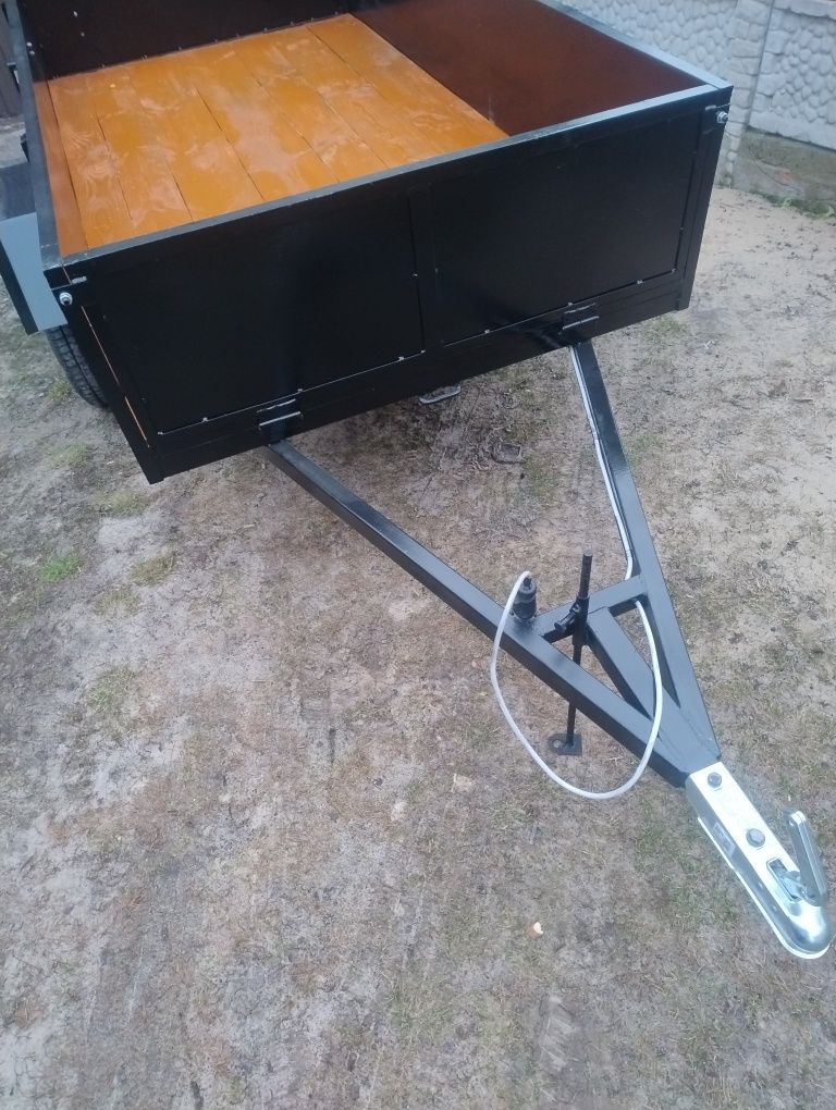 Продам причіп,легковий