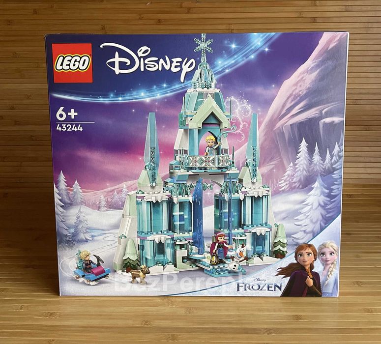 Конструктор LEGO Disney Princess Крижаний палац Ельзи 43244