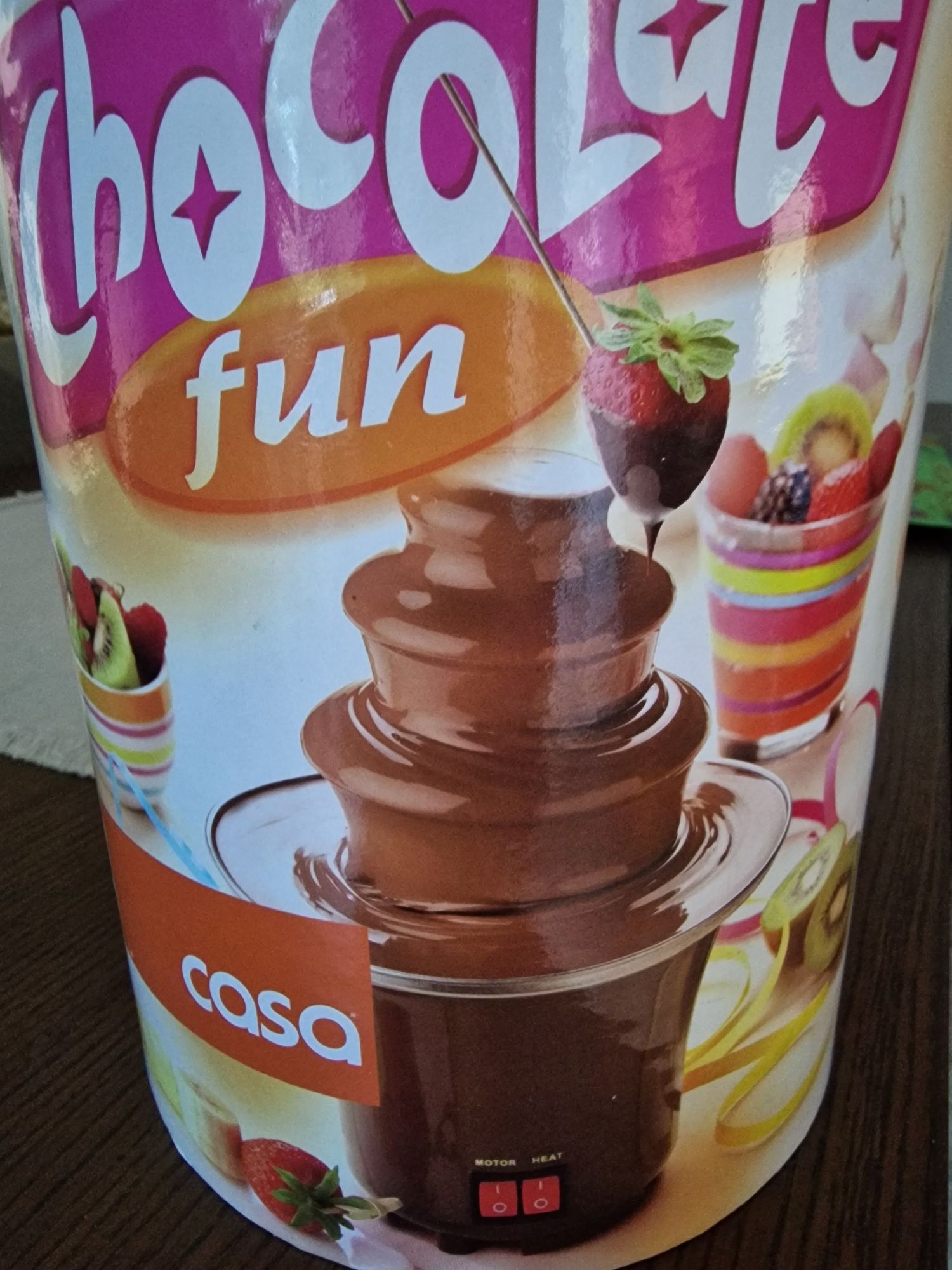 Fonte de chocolate nova nunca usada