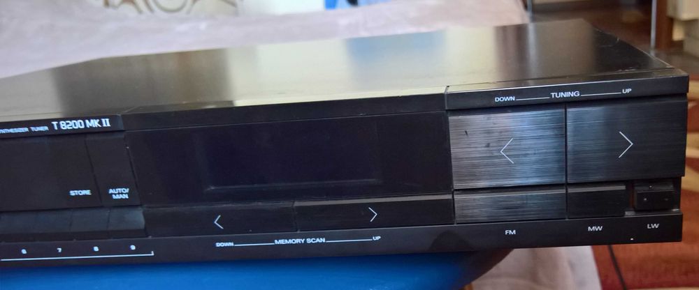 Тюнер Grundig T8200MKII