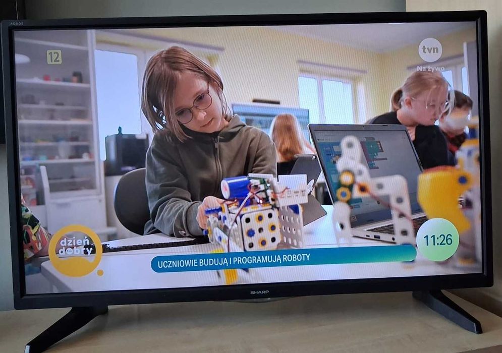 TV 32" Sharp, FullHD, DVB-T2 HEVC