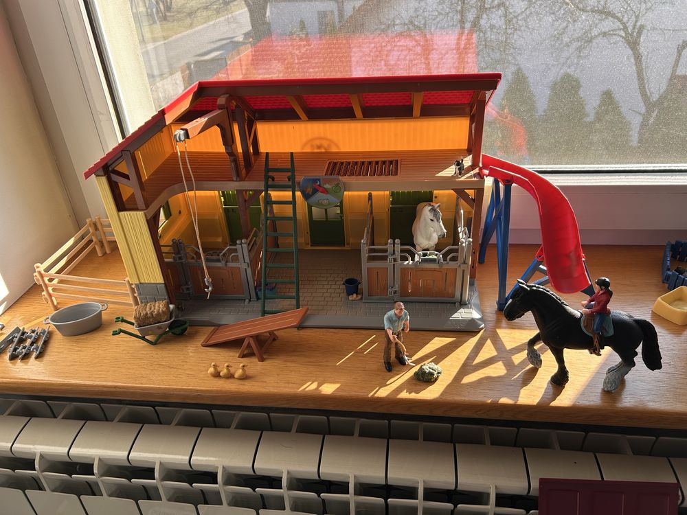 42485 Konska Farma Schleich