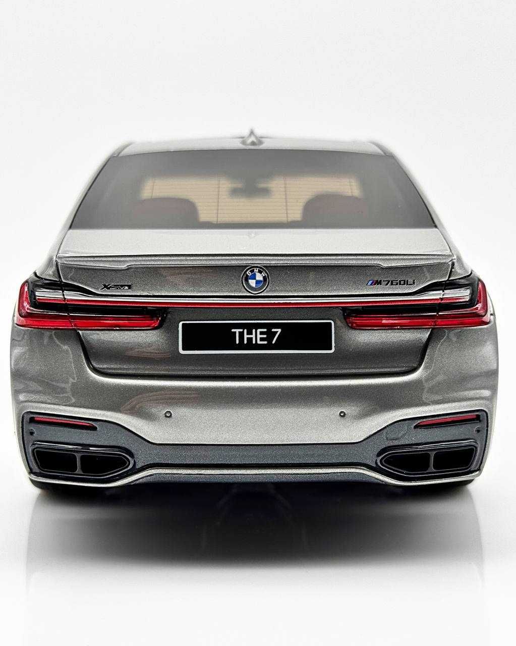 BMW M760 Li (G12) 2020 Модель авто 1:18 GT Spirit