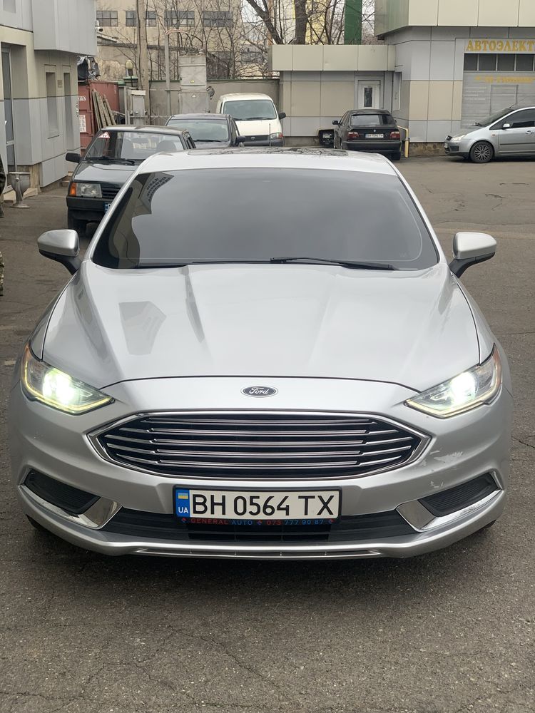 Ford Fusion  Hybrid