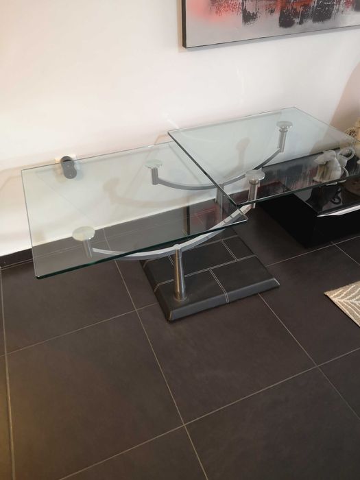 Mesa de centro em vidro