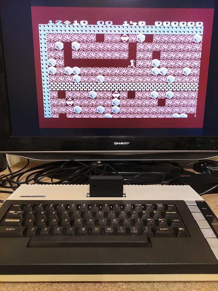 Atari 800XL + PicoCart