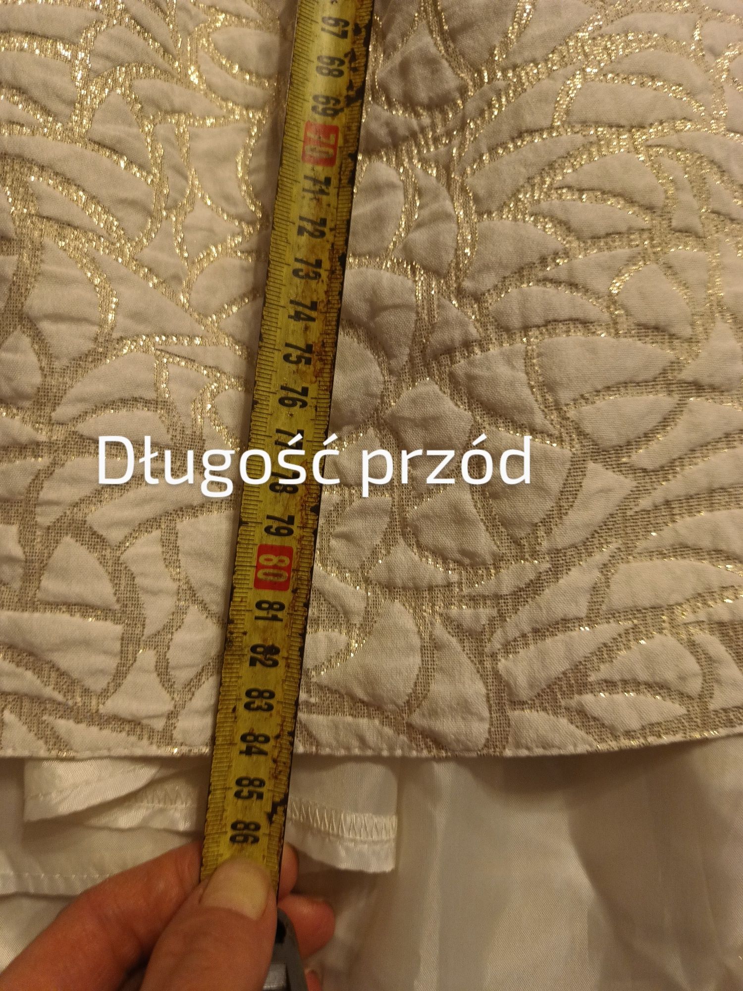 Sukienka ecru ze złotą nitką rozm. 38
