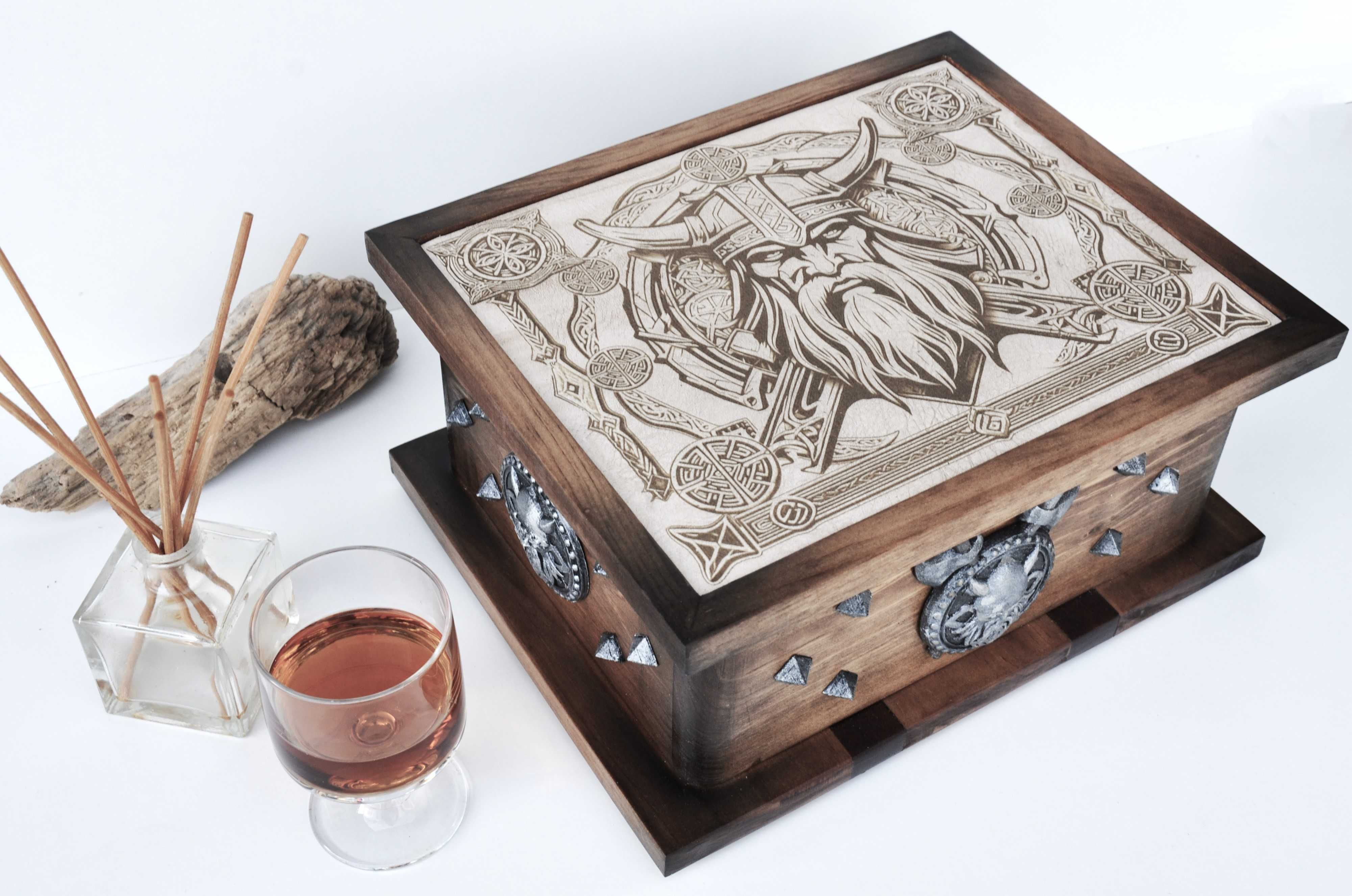 Caixa madeira Viking Guerreiro joias chaveiro artesanato V2