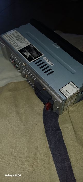 Магнитола все работает