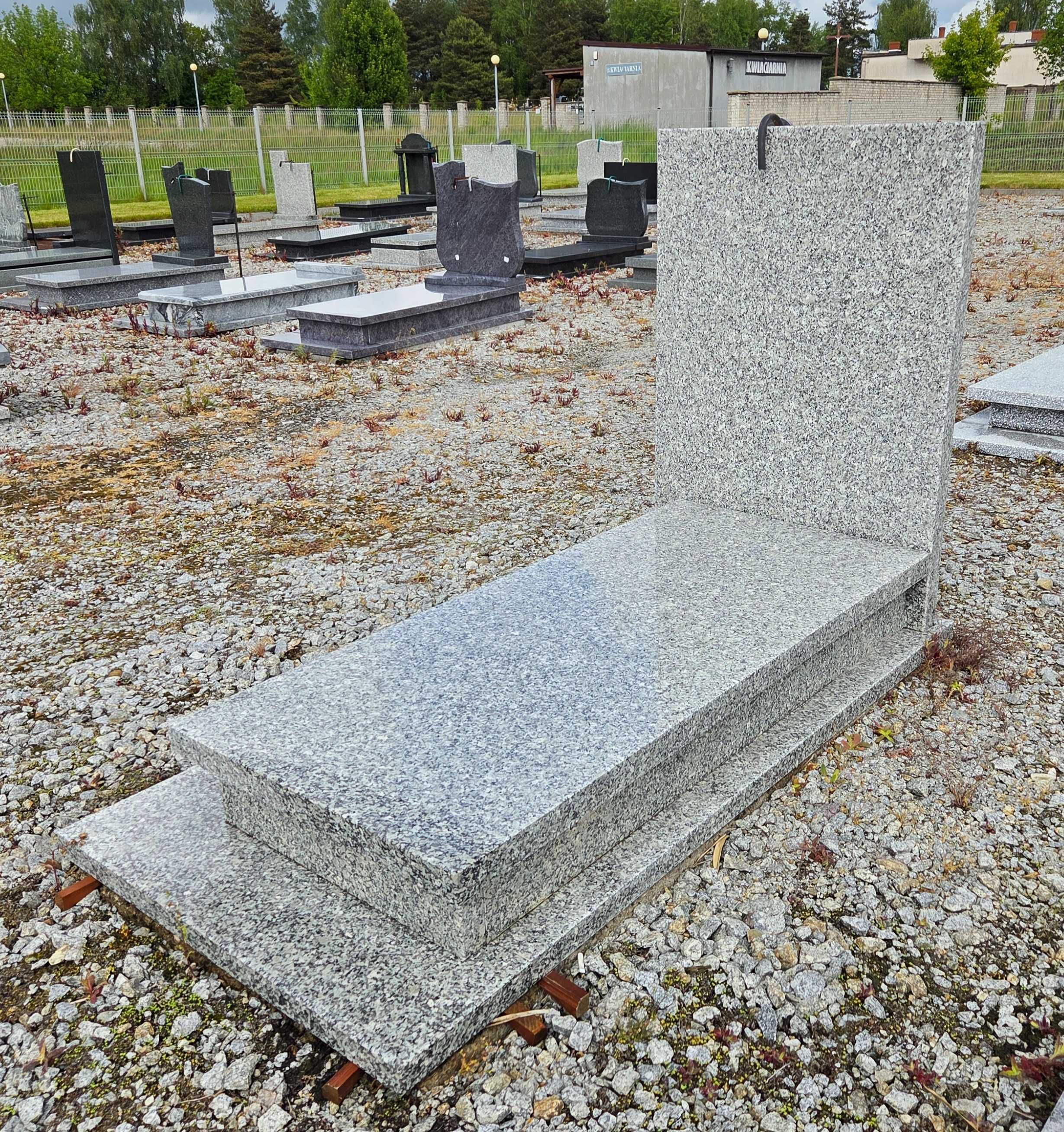 Nagrobek granitowy, pomnik granitowy