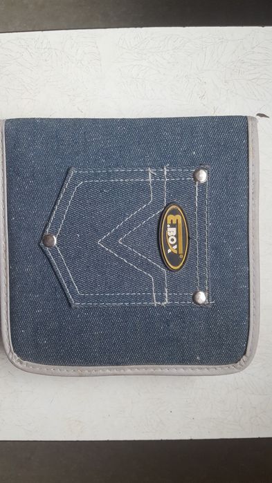 BOX/Бокс/Кейс/Сумка коробка для хрнения DVD/CD дисков в автомобиле так