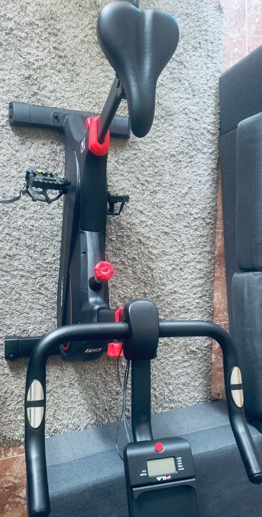 Bicicleta estática Fila C100(negociável mas não dada!)